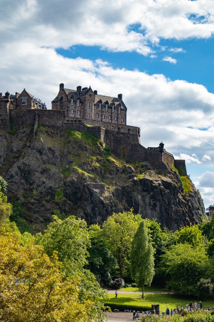 Photo of Edinburgh Castle